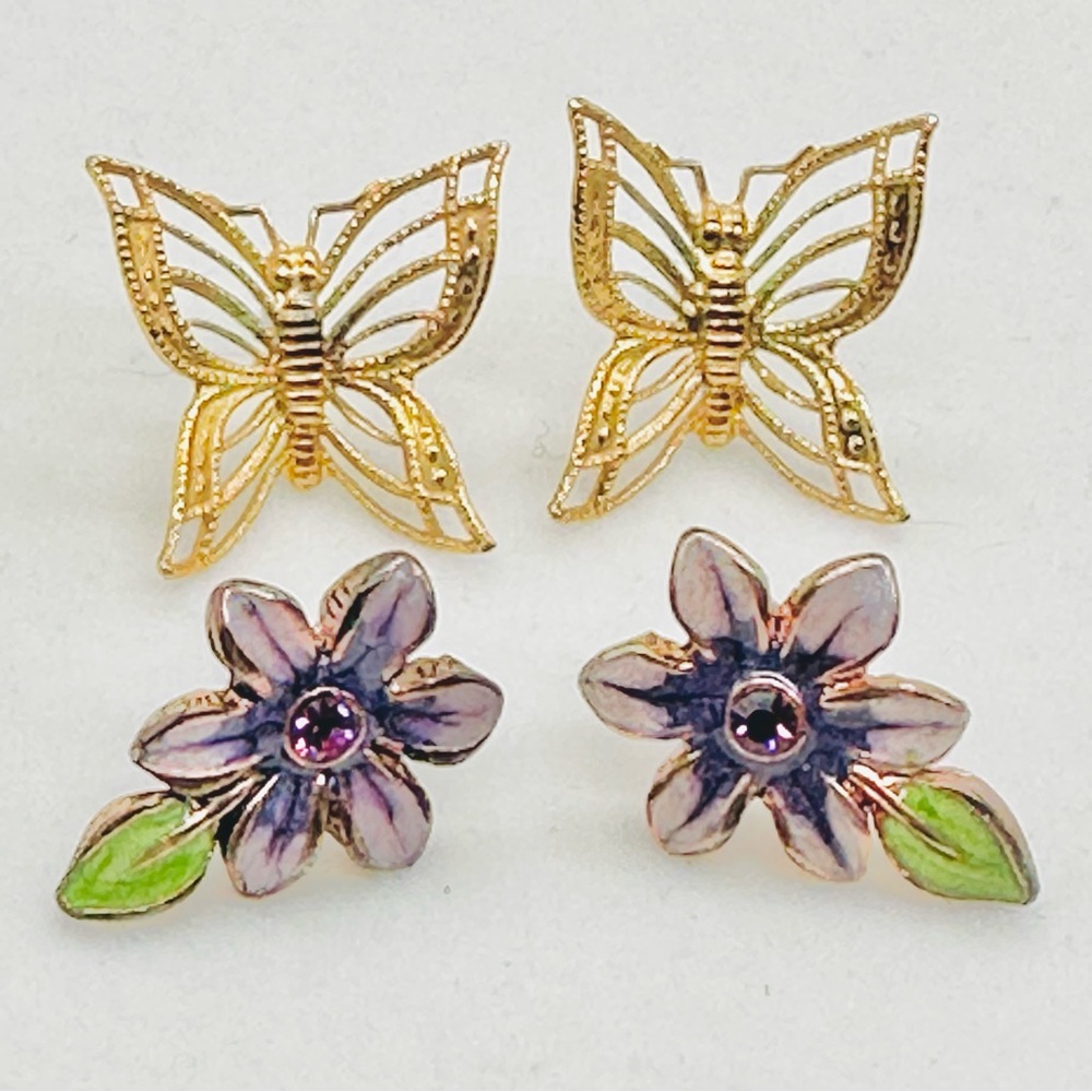 Stud Eatting Set Gold Tone Filigree Butterfly Purple Enamel Flower